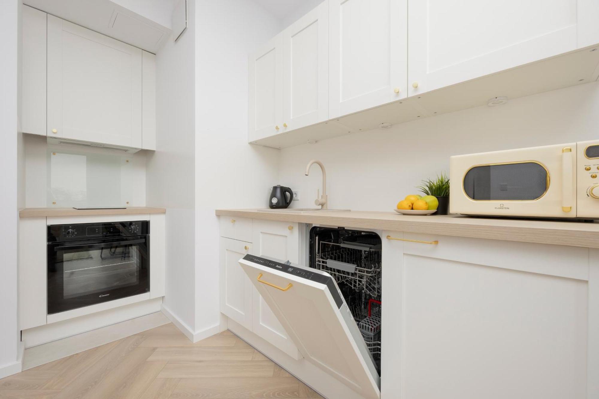 Modern Apartment With Balcony Near Aleje Jerozolimskie By Noclegi Renters Varšava Exteriér fotografie